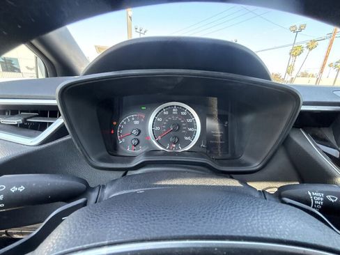 Used 2020 Toyota Corolla SE w/ SE Premium Package FWD image 28
