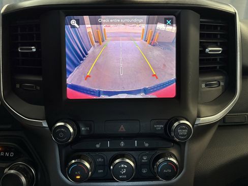 Used 2019 RAM 1500 Big Horn RWD image 14