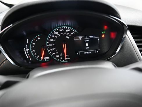 Used 2022 Chevrolet Trax LT w/ Sport Edition image 27