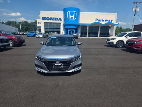 Certified 2018 Honda Accord EX image 8