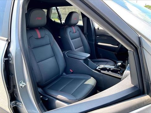 New 2026 Chevrolet Trax RS w/ Sunroof Package FWD image 30