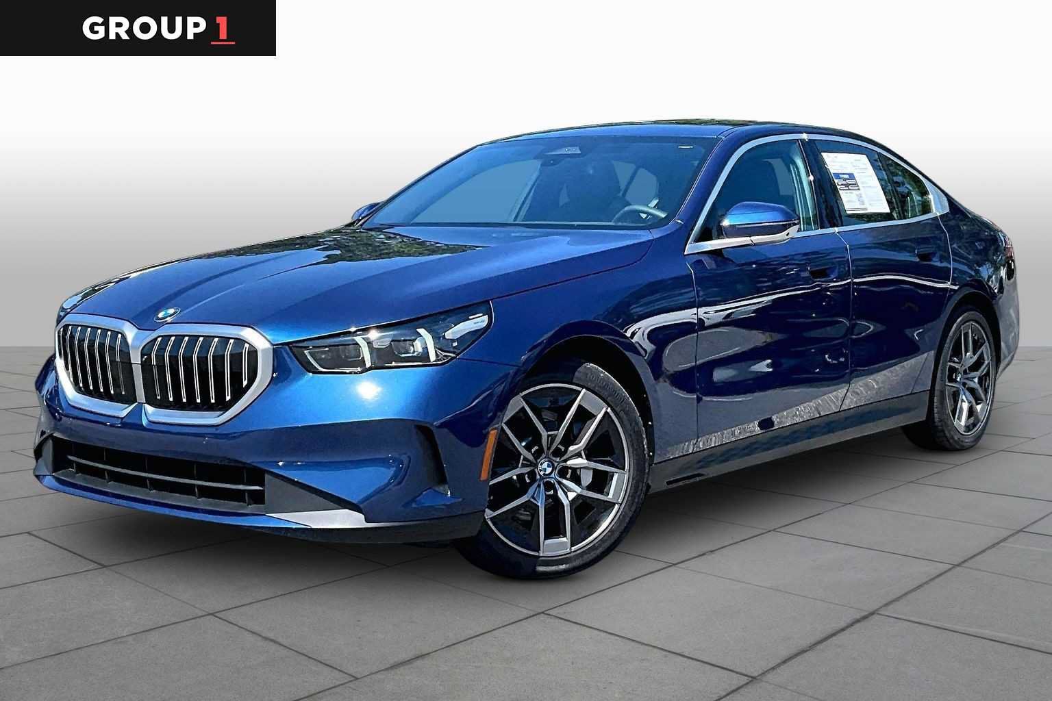 Used 2026 BMW 530i RWD image 1