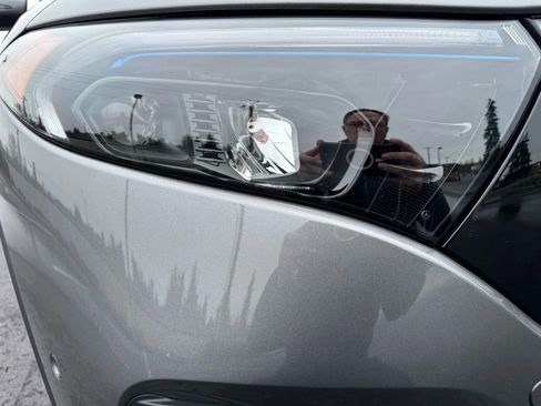 Used 2023 Mercedes-Benz EQB 300 4MATIC w/ Exclusive Package image 15