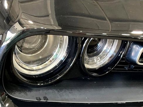 Used 2022 Dodge Challenger GT image 29