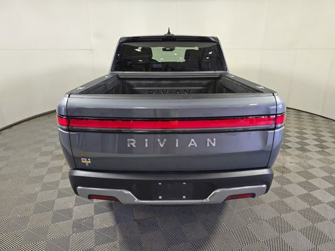 Used 2022 Rivian R1T Adventure AWD/4WD image 4