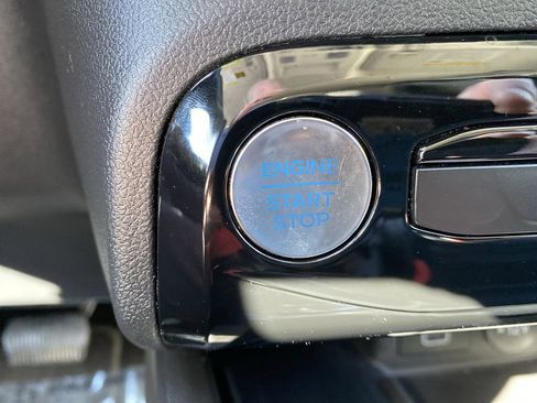 Certified 2025 Ford Escape Platinum image 34