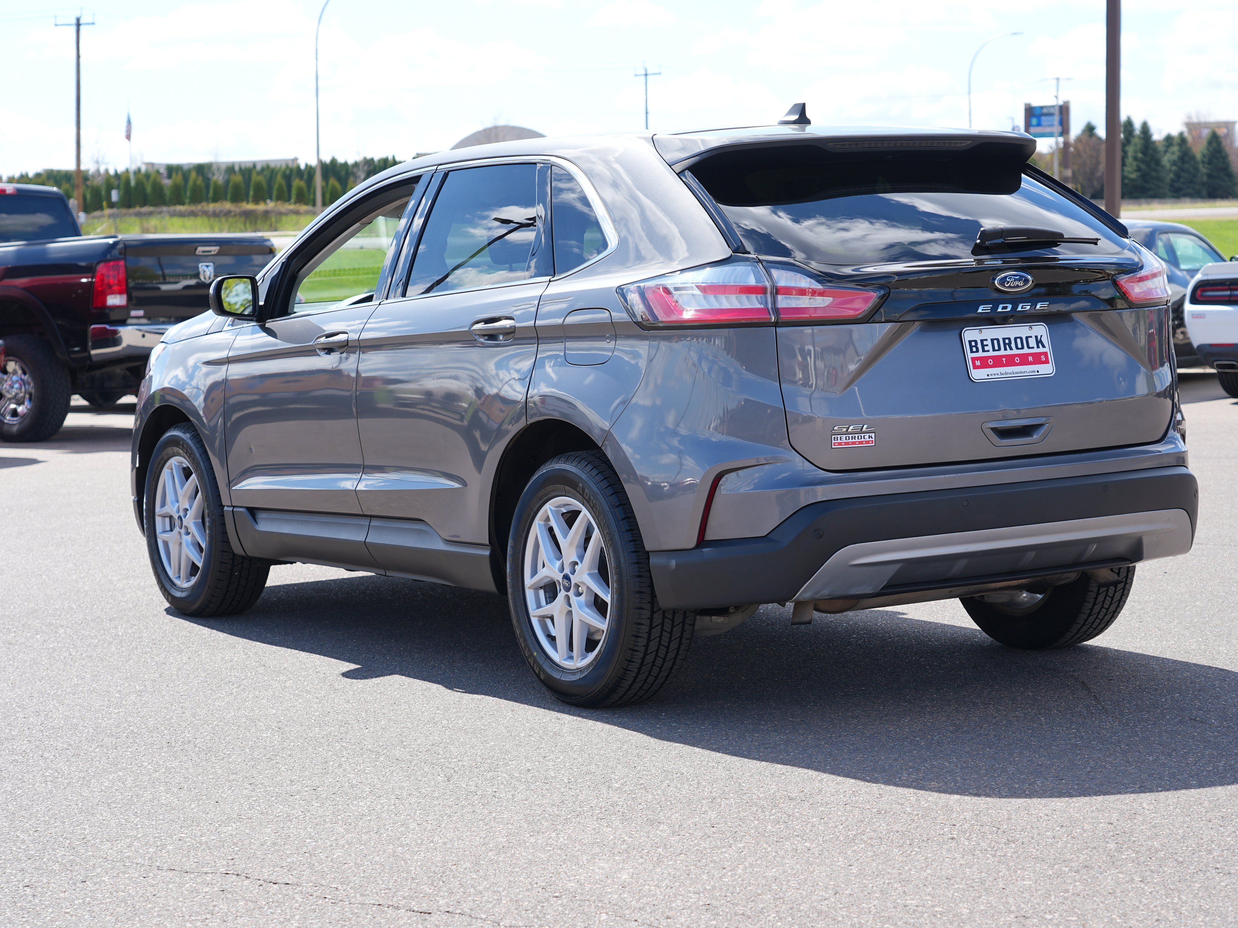 Used 2022 Ford Edge SEL AWD/4WD image 5
