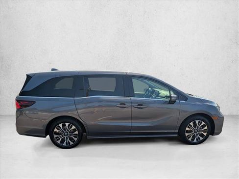 Certified 2025 Honda Odyssey Elite image 4