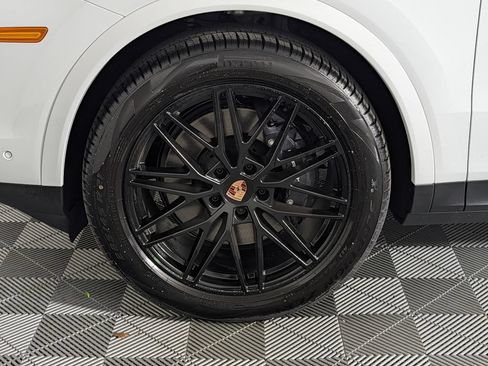 New 2026 Porsche Cayenne AWD/4WD image 11