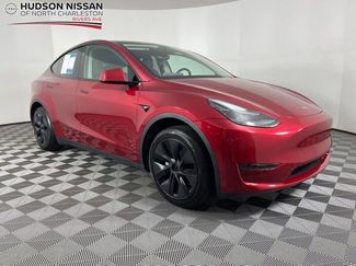 Used 2024 Tesla Model Y Long Range video 1