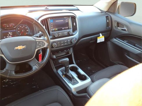Used 2020 Chevrolet Colorado LT w/ LT Convenience Package image 4