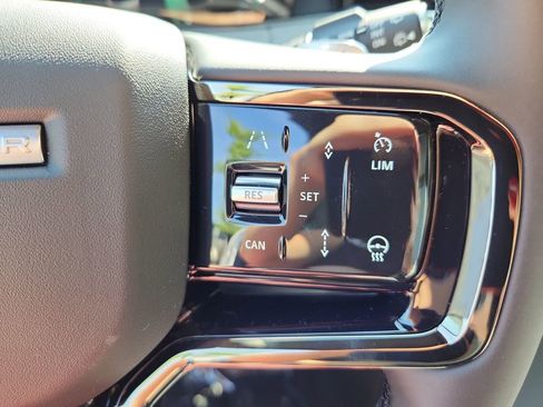 Certified 2026 Land Rover Range Rover Evoque S AWD/4WD image 20