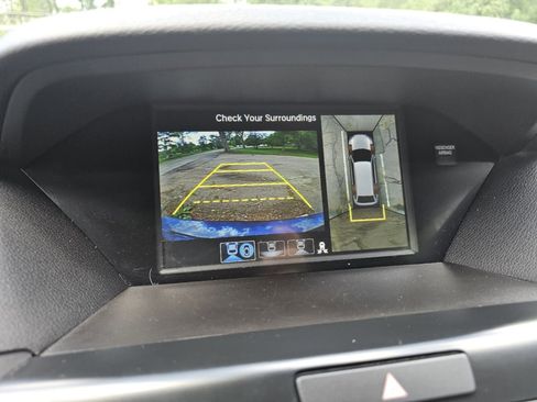 Used 2017 Acura MDX SH-AWD image 18