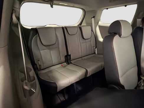 Used 2015 Kia Sedona EX image 23