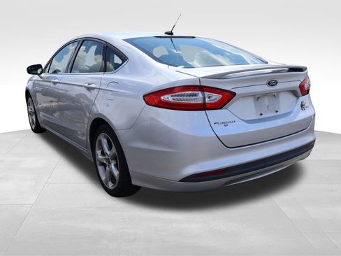 Used 2014 Ford Fusion SE w/ Equipment Group 201A FWD image 23