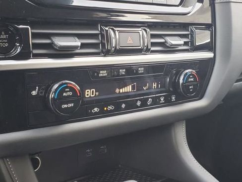 New 2025 Nissan Pathfinder SV w/ Cargo Package image 30