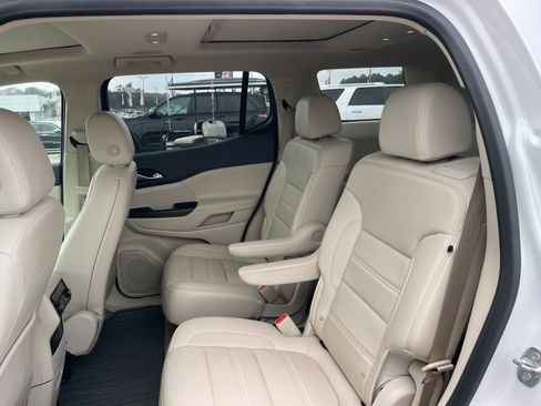 Used 2020 GMC Acadia Denali w/ Trailering Package image 21