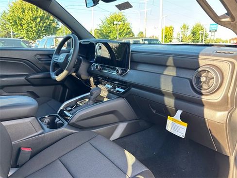 New 2026 Chevrolet Colorado W/T image 31
