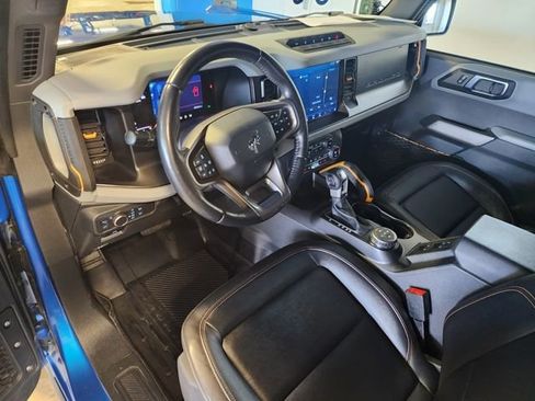 Used 2021 Ford Bronco Badlands image 11