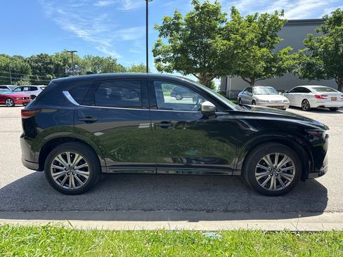 Used 2024 MAZDA CX-5 Signature AWD/4WD image 4