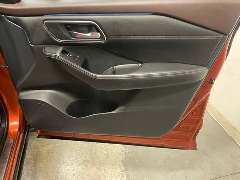 Used 2021 Nissan Rogue Platinum FWD image 28