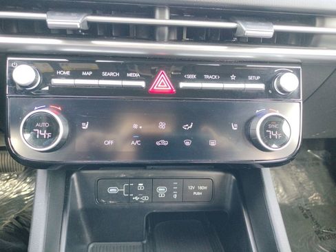 Used 2025 Hyundai Santa Cruz SEL image 24