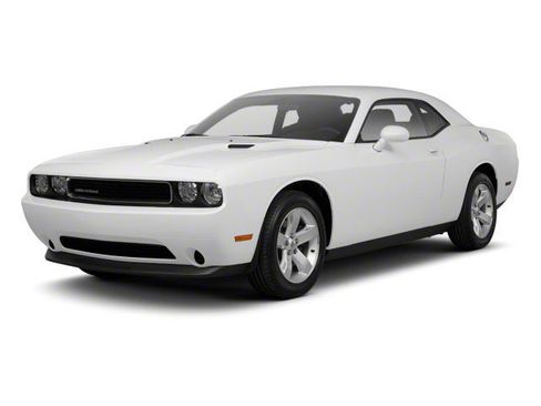 Used 2013 Dodge Challenger SXT RWD image 4
