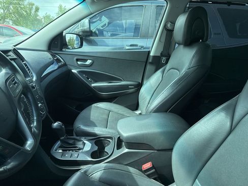 Used 2017 Hyundai Santa Fe Sport AWD/4WD image 2