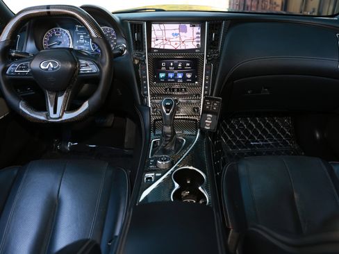 Used 2017 INFINITI Q60 3.0t w/ Premium Plus Package 3.0T image 24