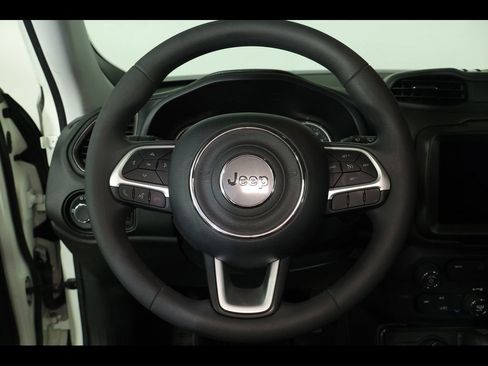 Certified 2023 Jeep Renegade Latitude AWD/4WD image 19
