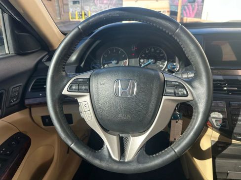 Used 2010 Honda Crosstour EX-L image 23