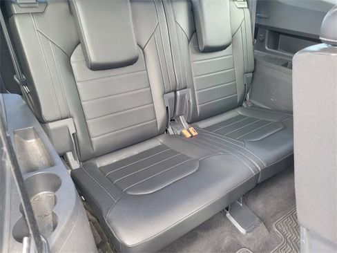 Used 2018 Volkswagen Atlas SEL Premium image 15