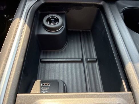 New 2026 Ford Expedition Platinum w/ Stealth Performance Package AWD/4WD image 48