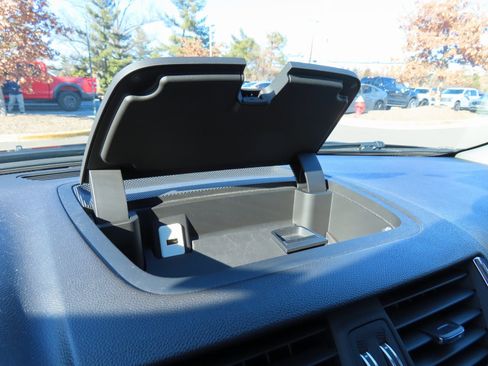 Used 2014 GMC Acadia Denali image 23