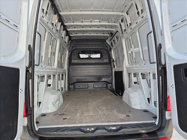 Used 2022 Mercedes-Benz Sprinter 2500 image 5