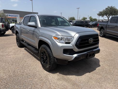 Used 2021 Toyota Tacoma SR w/ SR Convenience Package RWD image 5