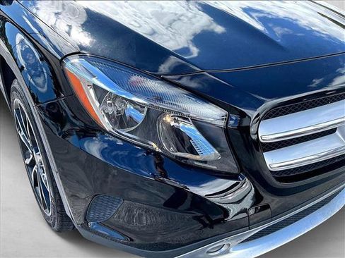 Used 2017 Mercedes-Benz GLA 250 image 28