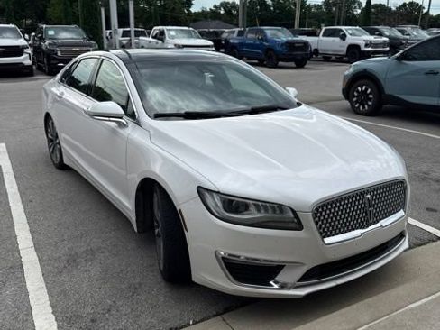 Used 2017 Lincoln MKZ Reserve w/ Climate Package FWD image 1
