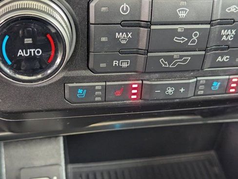 Used 2019 Ford F150 Raptor w/ Equipment Group 802A Luxury image 16