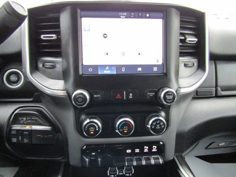 Used 2024 RAM 2500 Big Horn w/ Off Road Package image 11