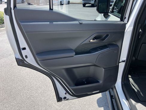 Used 2025 Lexus GX 550 AWD/4WD image 25