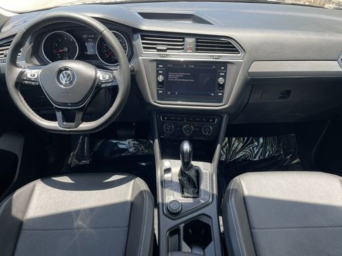 Used 2021 Volkswagen Tiguan SE AWD/4WD image 13
