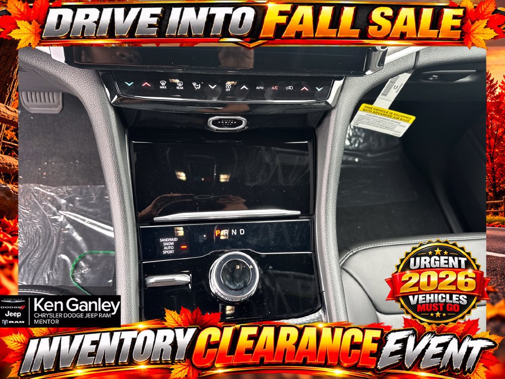 New 2026 Jeep Grand Cherokee Limited w/ Limited Altitude Package AWD/4WD image 15