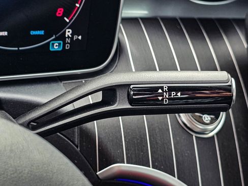 New 2025 Mercedes-Benz C 300 4MATIC Sedan image 25