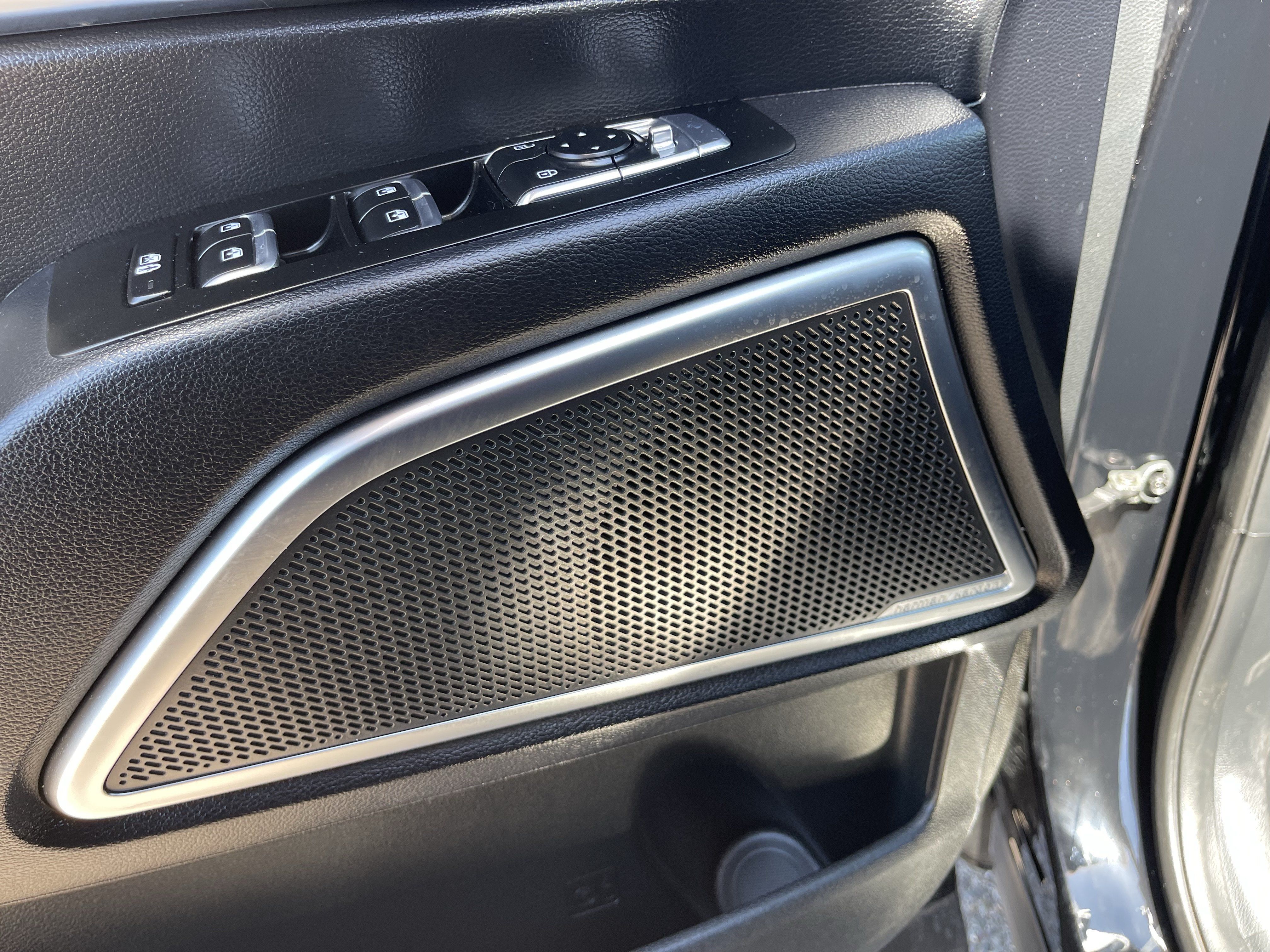 Used 2022 Kia Telluride SX FWD image 22