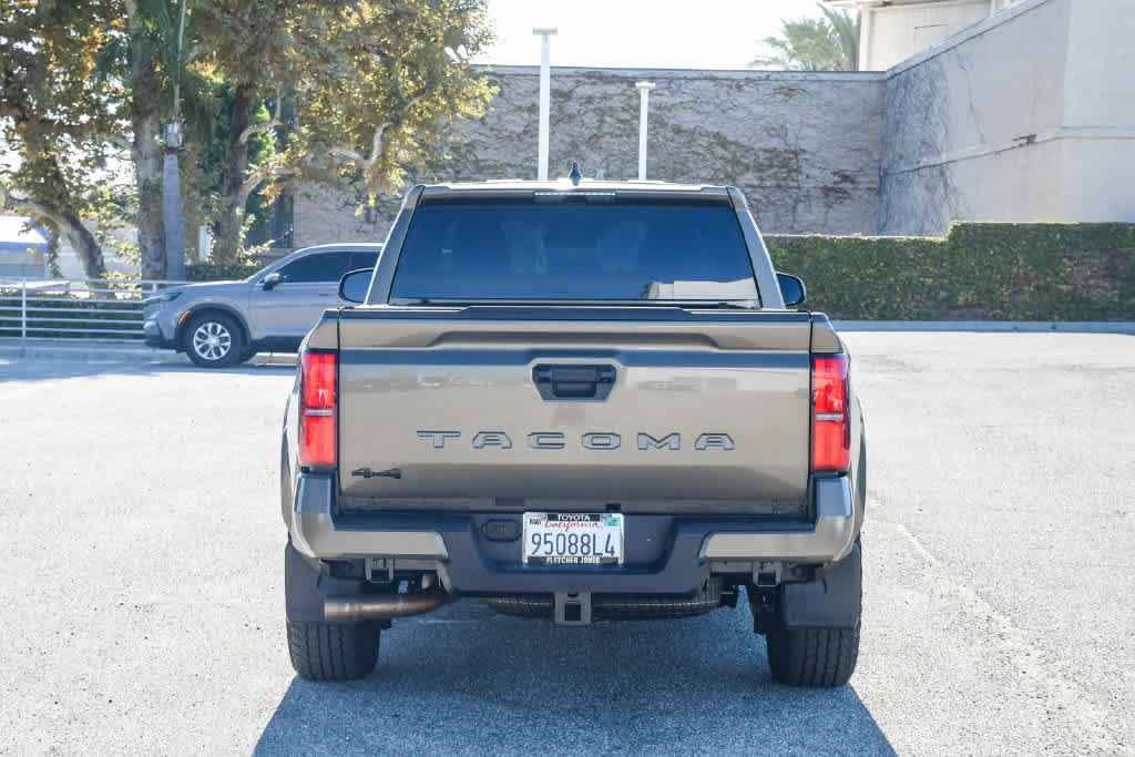 Certified 2026 Toyota Tacoma TRD Sport AWD/4WD image 8