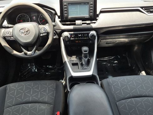 Certified 2021 Toyota RAV4 XLE FWD image 12