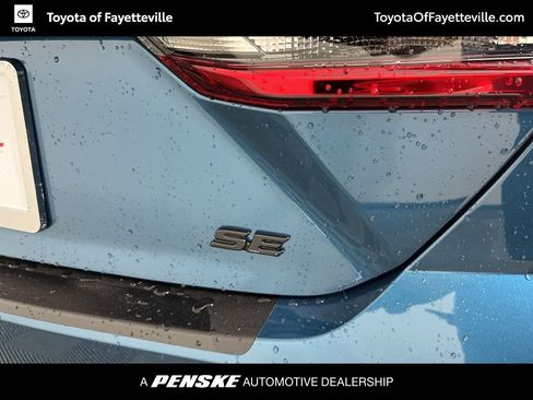 New 2026 Toyota Camry SE FWD image 17