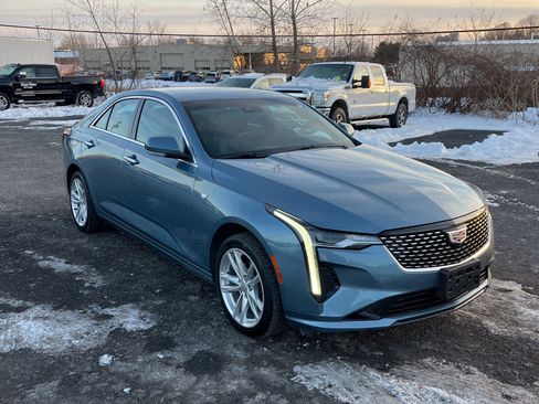 Used 2023 Cadillac CT4 Luxury image 5