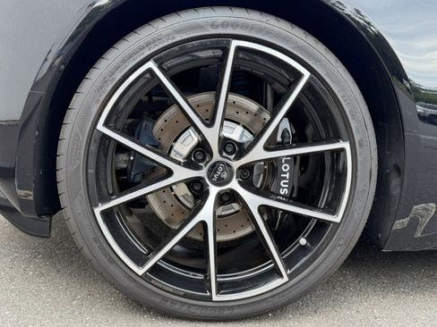 Used 2025 Lotus Emira RWD image 10